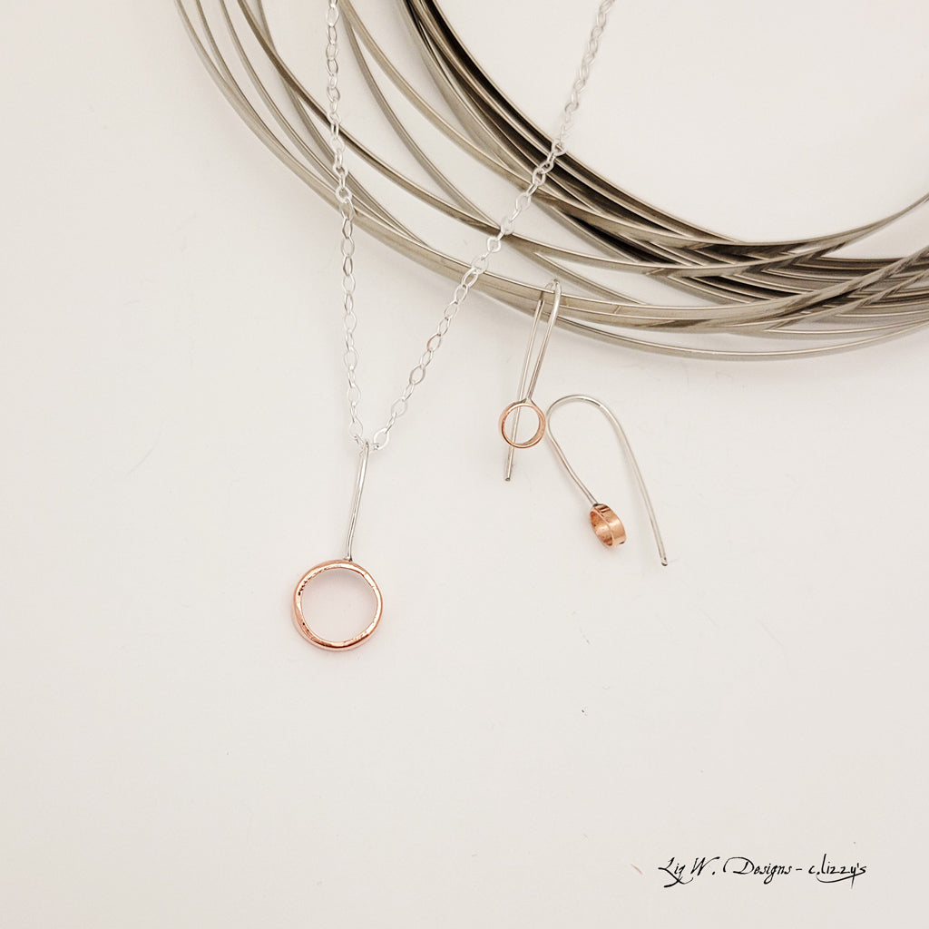 Open Circle Minimalist in Copper - Earrings