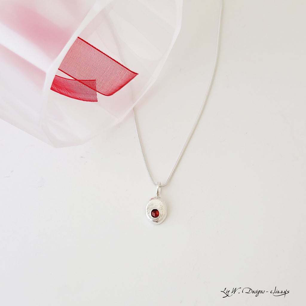 Petite Classic in Solid Oval with Garnet - Necklace