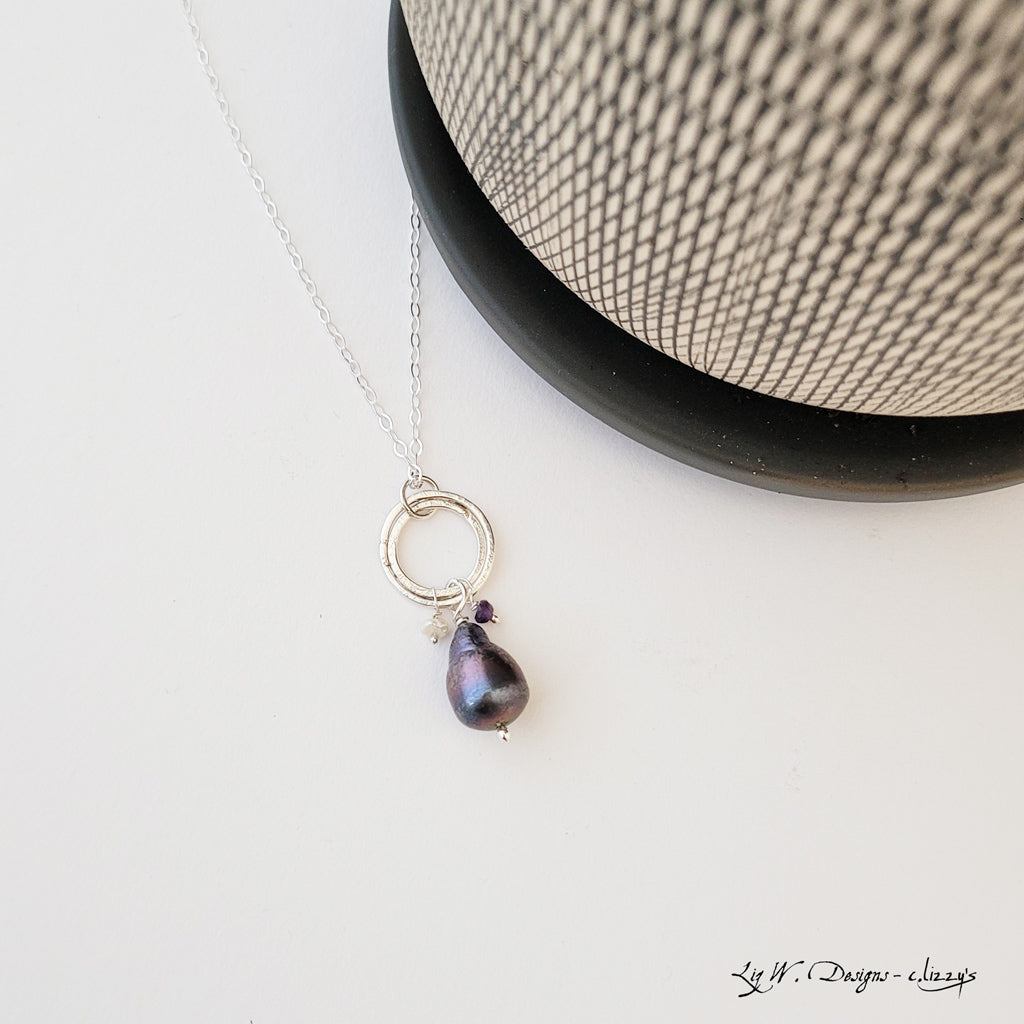 Pearly Days - Necklace 1 - The May Drop