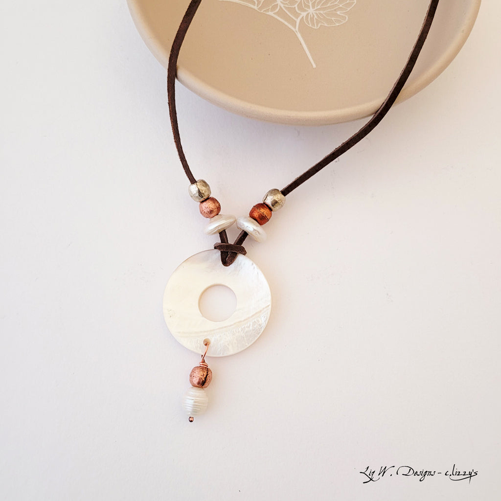 Pearly Days - Necklace 5 - The May Drop