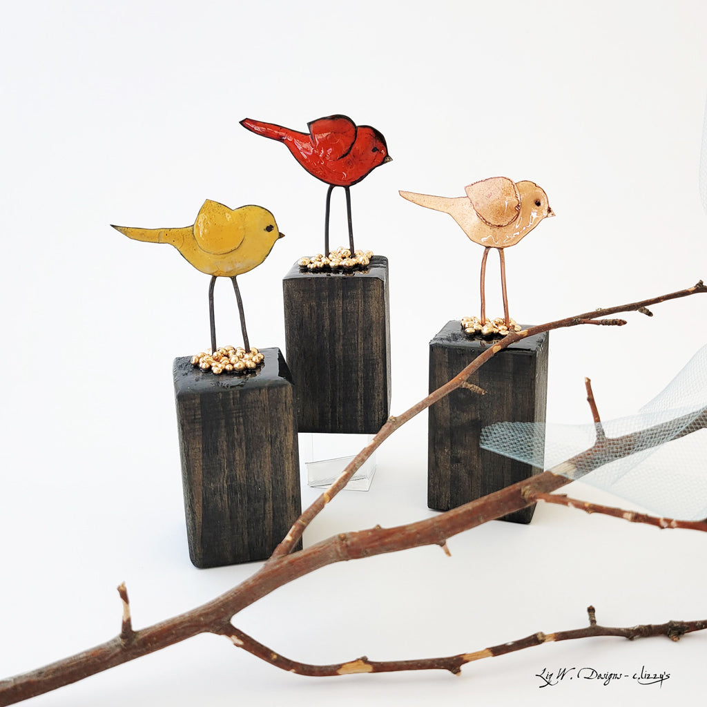 Mini Blush Birdie - Wood Base
