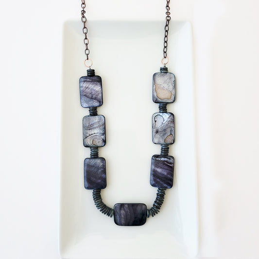 Pearly Days - Necklace 14 - The May Drop