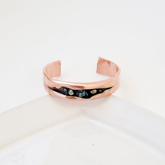 Pearly Opening - Copper and Freshwater Pearl Bracelet